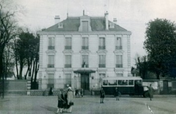 Ancienne Mairie / Autobus 1938