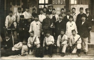 Militaires Gardes Civils 1916 (intérieur gare de Bondy)