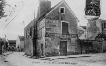 vielles maisons près de l'eglise XVIème