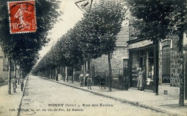 Rue des Ecoles 1917